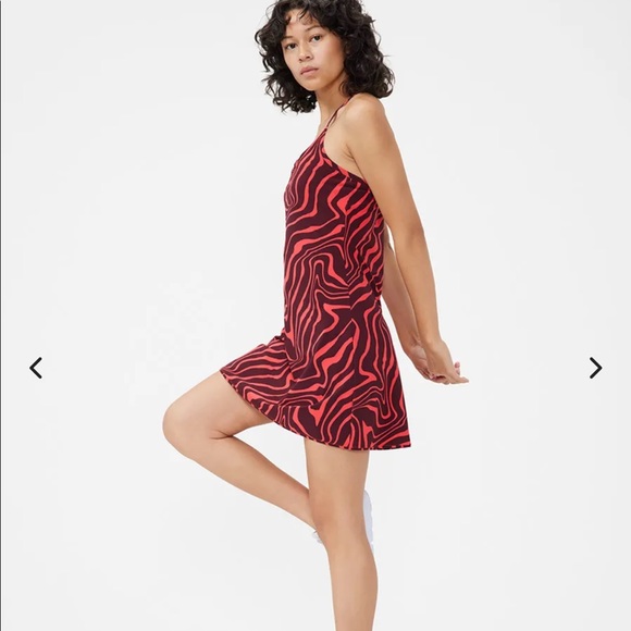 Outdoor Voices Exercise Dress Poppy Swirl - Picture 4 of 5